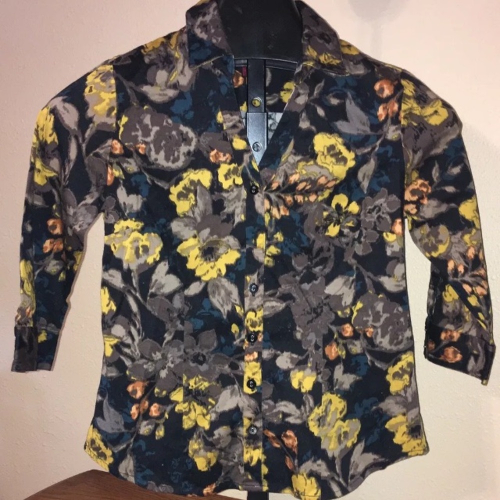 212 Collection Petite XS Stretch Button Down Top